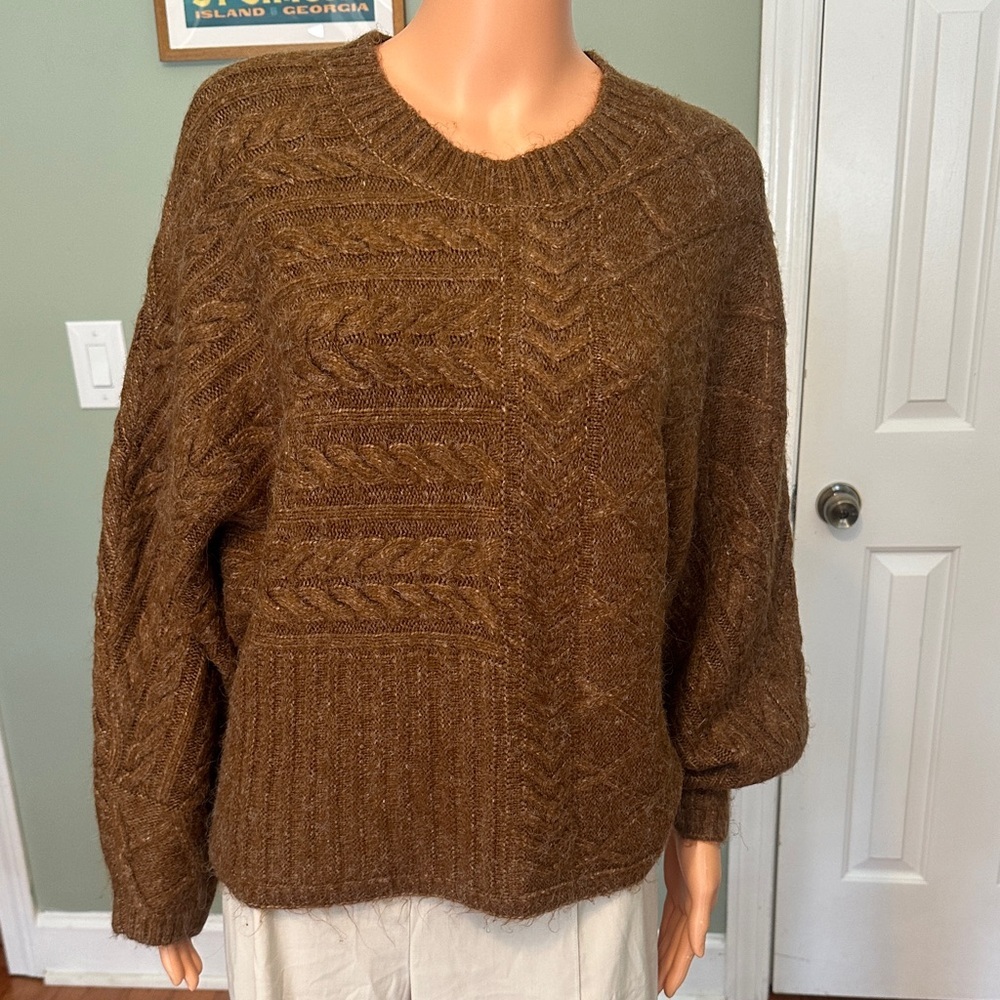 Abercrombie & Fitch Chunky Cable Crewneck Sweater - Brown